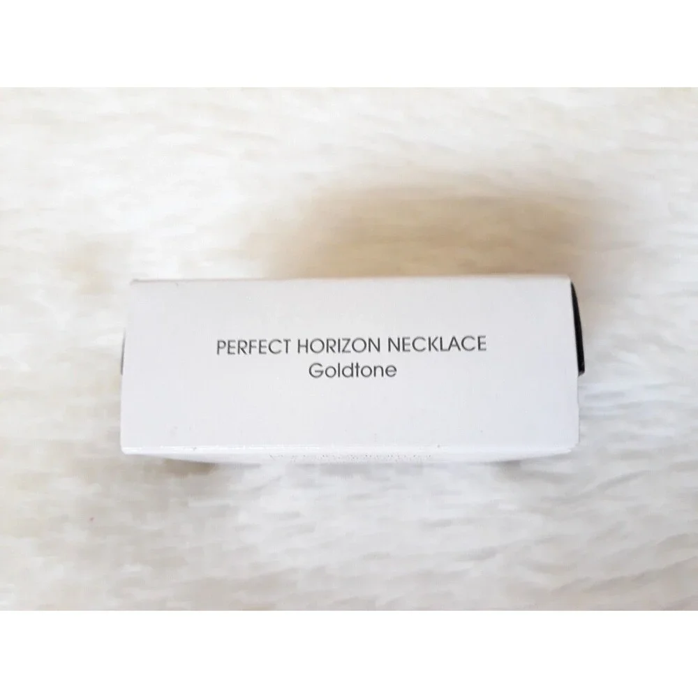 AVON PERFECT HORIZON NECKLACE 